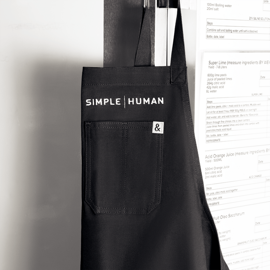 Simplehuman X Hedley & Bennett Apron