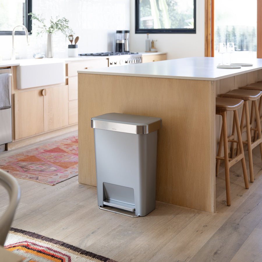 45L Hybrid Rectangular Step Can