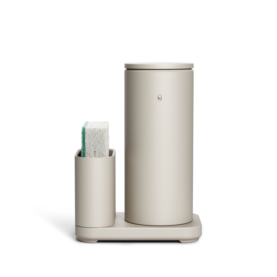 Simplehuman's Sensor Pump Fish with a sponge in the caddy, back view. 