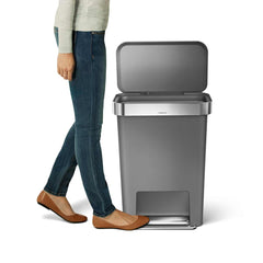 https://www.simplehuman.com/cdn/shop/products/CW1386_2_rectangular_step_45L_plastic_240x.jpg?v=1595963526