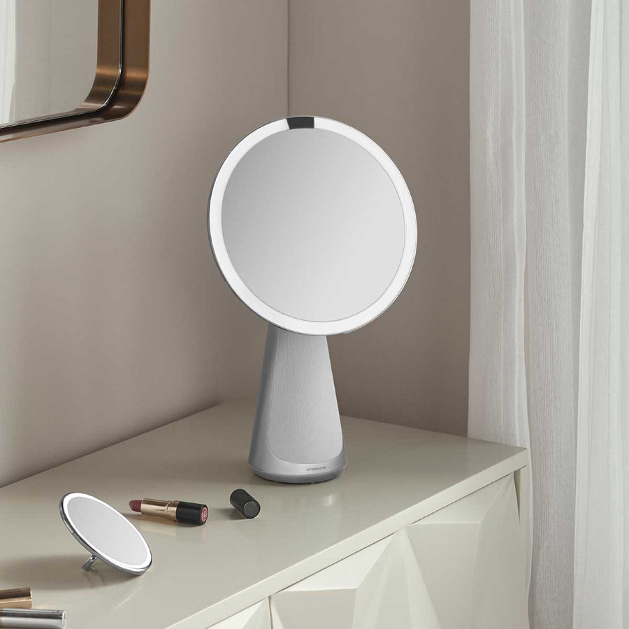 simplehuman sensor mirror compact ホワイト Sensor Mirror Compact | Neiman Marcus